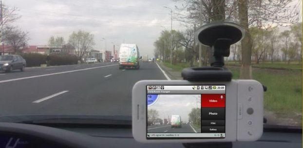 DailyRoads Voyager – делает из смартфона видеорегистратор
