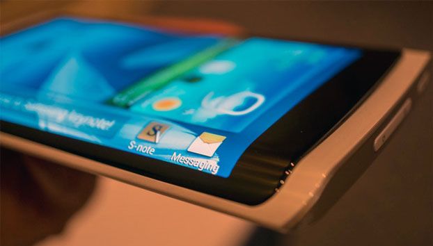 Galaxy Note 4 выпустят в изогнутой и ровной версии