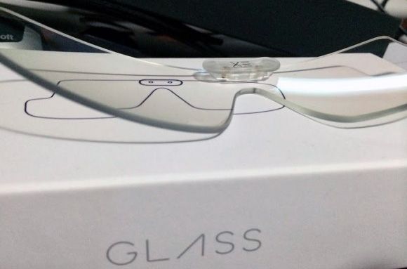 В 2014 году появятся линзы с диоптриями для Google Glass