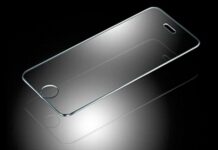 Защитное стекло: аксессуар для безопасности смартфона