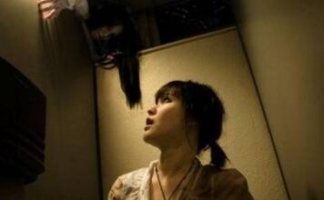 Городские Легенды: Проклятие Красного Человека