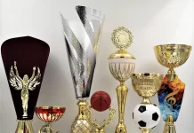 Как выбрать сувенирно-наградную продукцию?