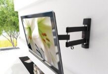 Нужен ли кронштейн для телевизора?