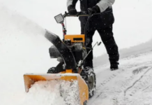 Уборка снега: важность, методы и современные технологии